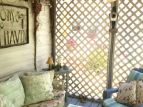 2 BR House Beach Haven Centrally located Hotels in Beach Haven