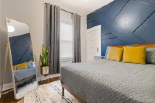 *NEW* Mid-Century Modern Bungalow! Ideal Location -3Bed/2BR