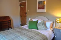 Delightful cottage set in the pretty village of Clearwell, Forest of Dean. Hotel a Coleford