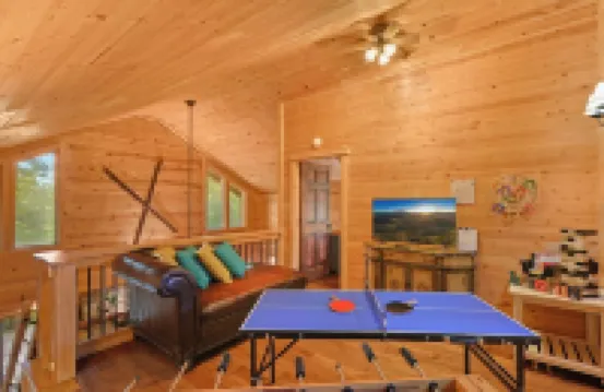 Spring Break Availability! Hot Tub, Pet Friendly, Game Room!