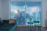 85qm Garten Suite mit 2 Schlafzimmern / Terrasse und Garten