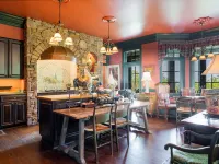 Wintersun.. A World Class Private Estate Atop A Mountain 15 min from Asheville - Wi-Fi