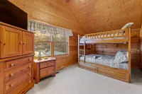 Ridgetop Retreat • Hot Tub • Views • Fireplace North Carolina Welcome Center 주변 호텔
