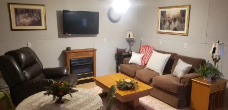 The MacKenzie Studio Apartment