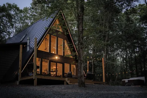 Modern Luxury A-Frame in Woods w/Hot Tub, Sauna, Arcade, Gas Fireplace, Games