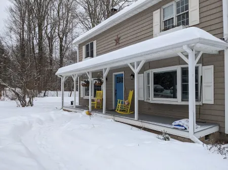Swimming Hole, 2 Creeks, Fishing, Hiking, New Reno in the Catskills