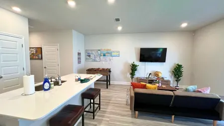 Family and Pet Friendly. Drive to beaches. 1-Gig Internet. Brand new home.