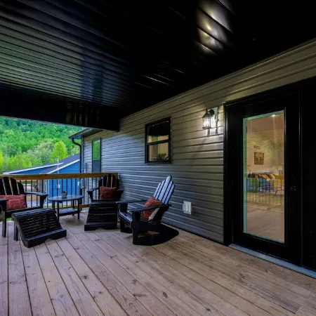 Red River Gorge, High Speed Wi-Fi, KY Dragway, Hollerwood Stay