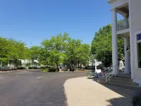 The Pineapple Retreat