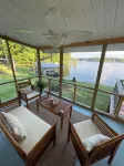 The Cabin On Dogwood - A cozy 1950's Cabin on Lake Jordan, Alabama - Chalets