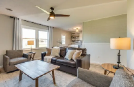 Stylish Condo Elizabethton Tennessee, Private Fenced Back Yard, Family Friendly