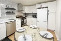 2-bedroom vacation home just 3 minutes drive to Drake University