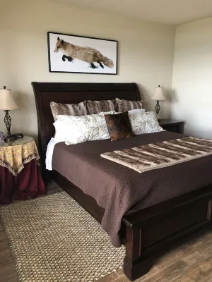 Spacious Hollows Villa Directly over Looking  Lake Travis!