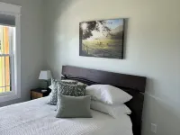 New Quiet Retreat-Distilleries, Hot Tub Shaker Village, Herrington Lake Hotels in Mercer County