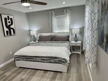 Hidden gem in quiet neighborhood with pool