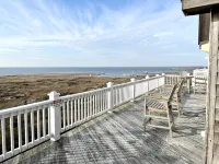 Discounted Amazing Sound Front House--on Water, Pool, Hottub,