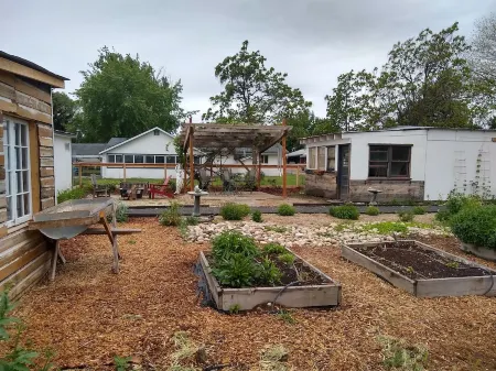 Urban Farmhouse - Bohemian Bloom and Herb Farm, Eagle ID