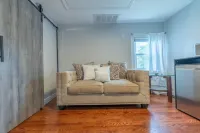 Beautiful cozy loft in Montclair, NJ - 3 ดาว