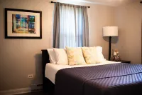 Lincoln House.  Short distance from Lake Michigan and downtown