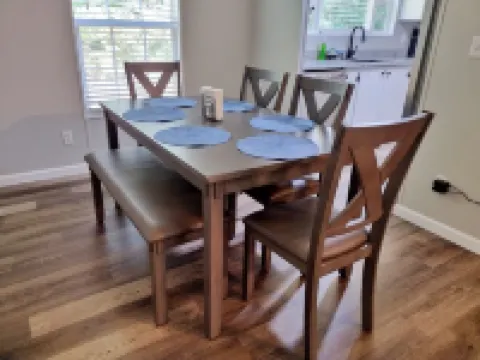 Backwoods Milton House 3BR&2bath 3 Miles from VIR