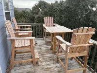 3 Bed/2.5 Bath 1450 sq ft with Large Open Floor Plan, 3 Min Walk to Beach