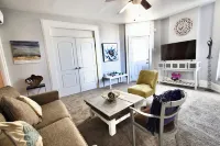 Cozy 2-bedroom apartment with WiFi, AC in superb El Paso entire unit