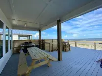 Thibodeaux's Beach House Отели рядом с достопримечательностью «Island House RV Park»