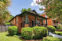 Cozy Historic Home Just 2 Miles from USC, Downtown and 6 Miles from Ft. Jackson Hotels near Dutch Square Center