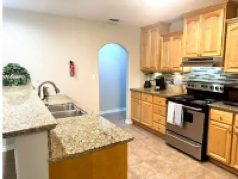 Charming 4beds/2bath Entire Home