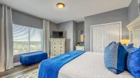 ON the BEACH SPECTACULAR CONDO - 2brm-2bath, Waterfront, 8ppl Panama City Beach, Hotels near Target
