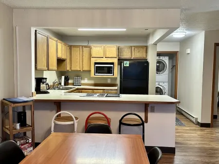 Alpine-View Retreat in Girdwood