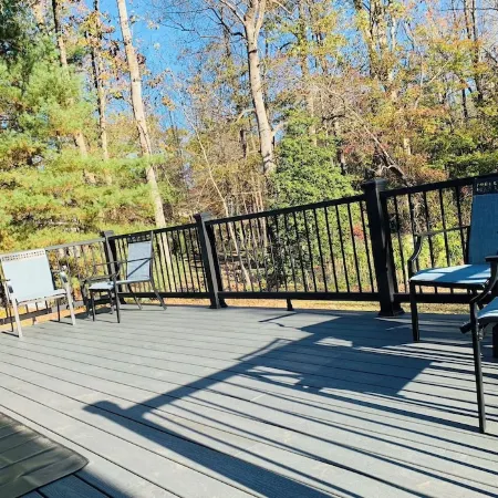 Travelers Rest Treasure Pets Welcome    Sleeps 8 3 Bedroom 2 Bath 2 King 2 Queen