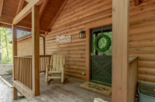 Serendipity Cabin- Relax & Recharge at RRG