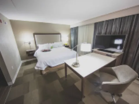 Hampton Inn & Suites by Hilton Bolton Hotels in Caledon