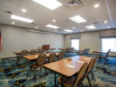 Hampton Inn Watertown Hotels in Jefferson County