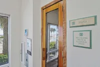 NEW 15th Floor Gulf View - Balcony - Pool - Hot Tub