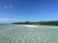 Palm Cottage Sleeps 4. Fall and Holiday Season at Hidden Hammock.