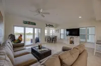Beautiful Stock Island Rental ~10 Min from Downtown Key West