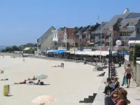 Apartment center Larmor-Plage and 100 m from the beaches