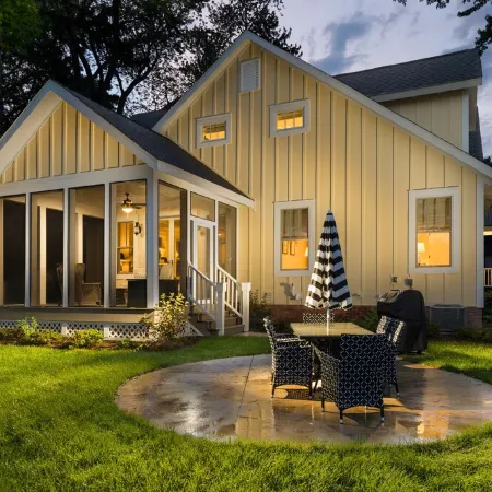 Tuck'd Away - Newly Built Vacation Home Located in Downtown Saugatuck