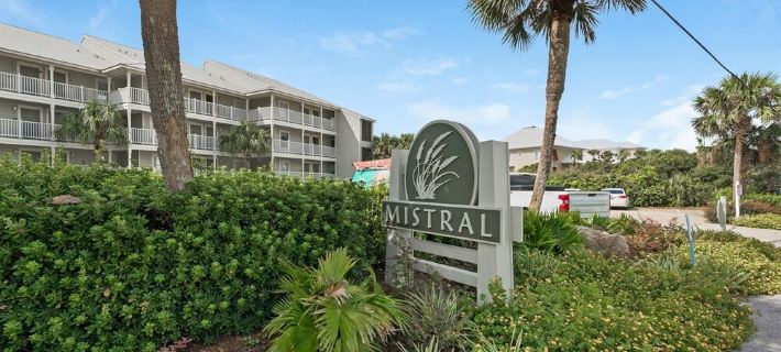 Gulf Front - Great Views - Direct Walk Out - Only Steps to Beach - Wi-Fi Hotels in Seacrest