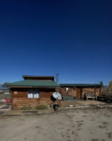 Wilderness Spirit Cabins 'Bear Cave' cabin-family friendly/sportsman paradise