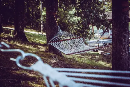 Peaceful Lakefront Retreat