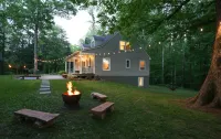 Charlottesville Retreat for Family & Friends 버지니아 대학 주변 호텔