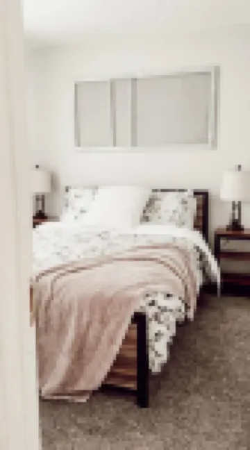 The Springfield: 2br - 1bth - 4 guests