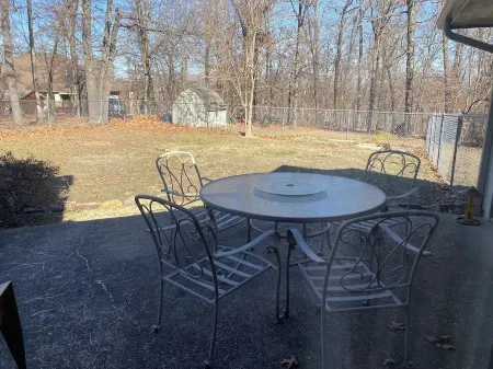 Cozy 2-bedroom house in Bella Vista with WiFi and AC