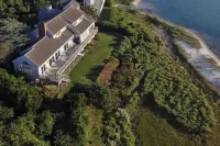 Spectacular Waterfront Cape Cod Home, Oceanfront And Beach,AC,Deck,Grill,Hot Tub