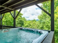 Spacious Mountain Cabin w/Beautiful View!! 3 King Beds & Spa! Hotels in Yancey County