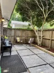 3 Bedroom Townhome in Excellent Location Hôtels à proximité de : Alice F. Keene District Park