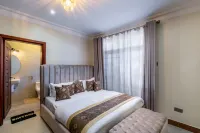 Saffron Beach Bistro & Cottages